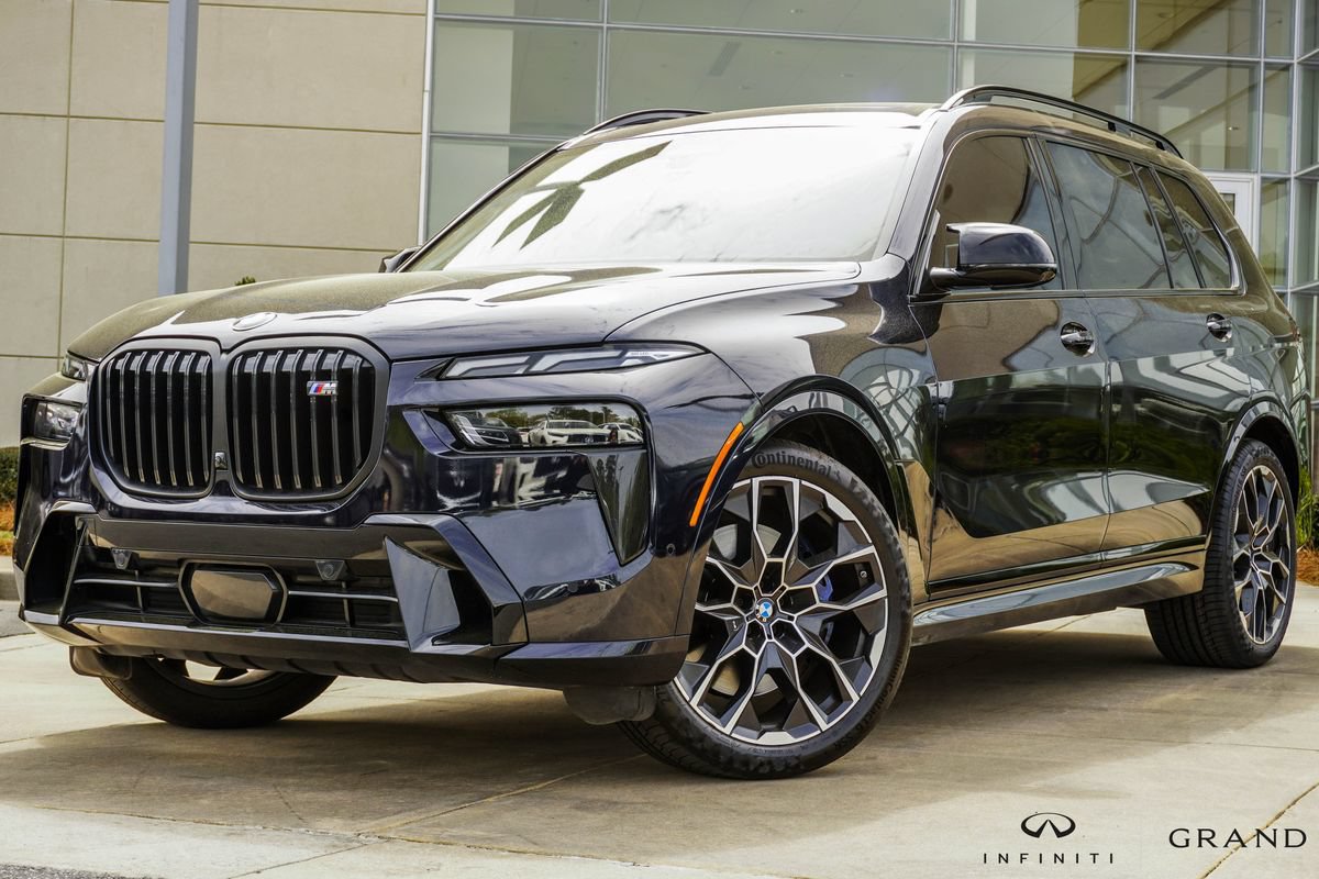 Used 2024 BMW X7 M60i w/ Executive Package AWD/4WD video 1