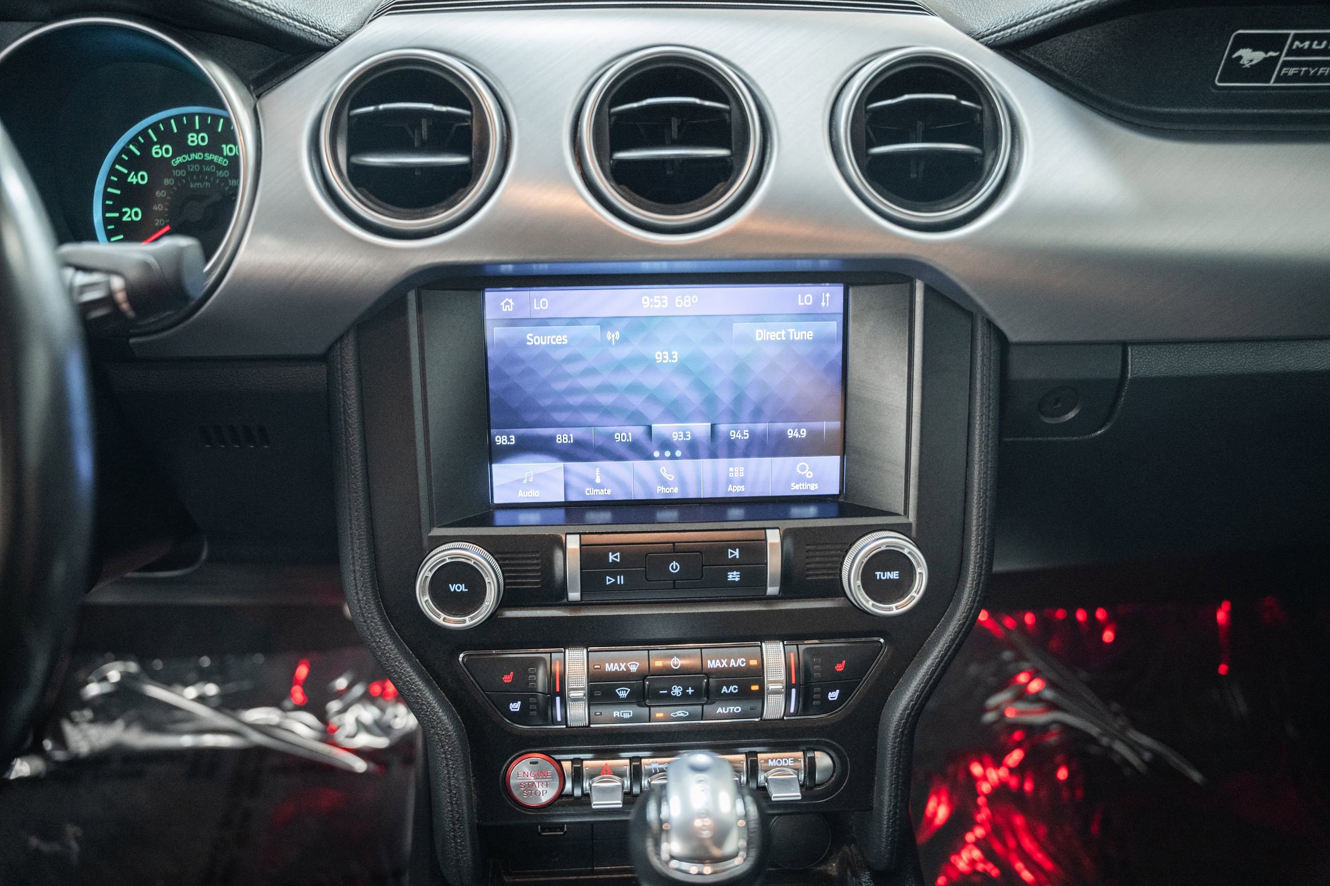 Used 2020 Ford Mustang Premium image 31