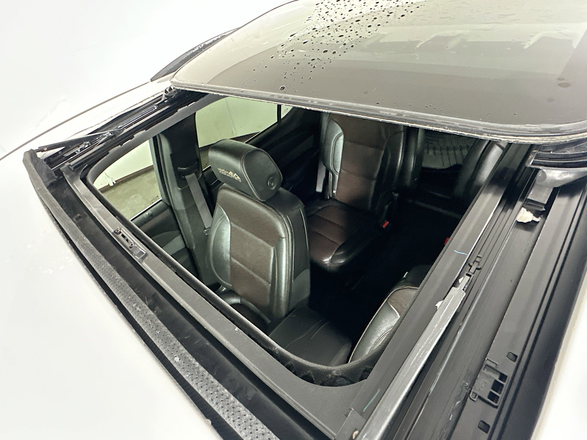 Used 2023 Chevrolet Traverse High Country image 23