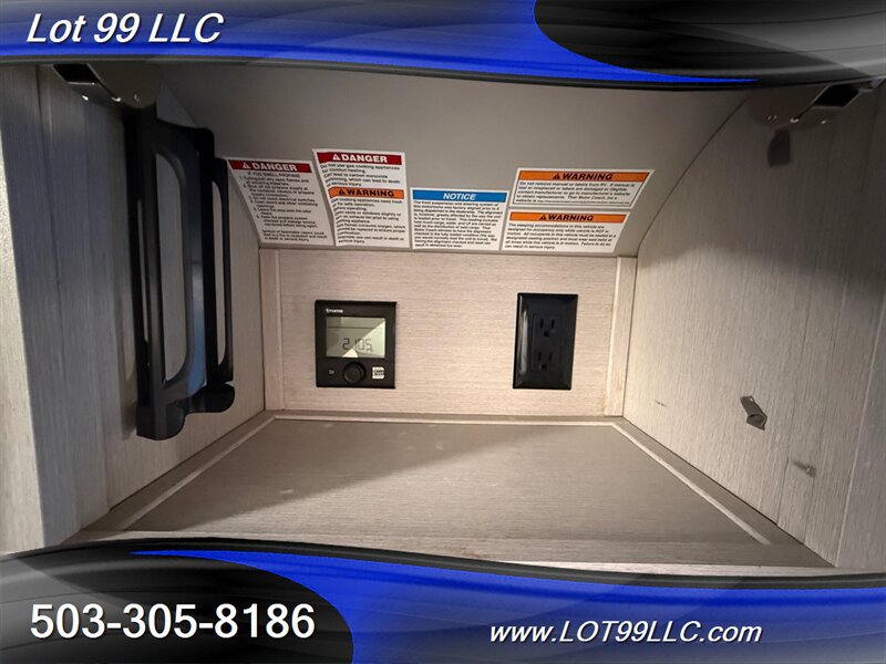 Used 2020 Mercedes-Benz Sprinter 2500 image 81