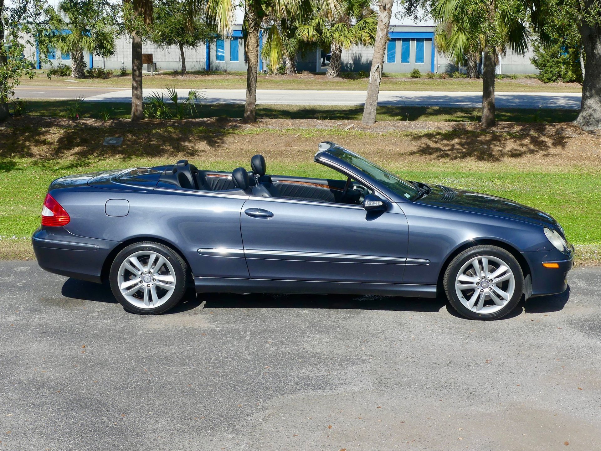 Used 2008 Mercedes-Benz CLK 350 Cabriolet image 29