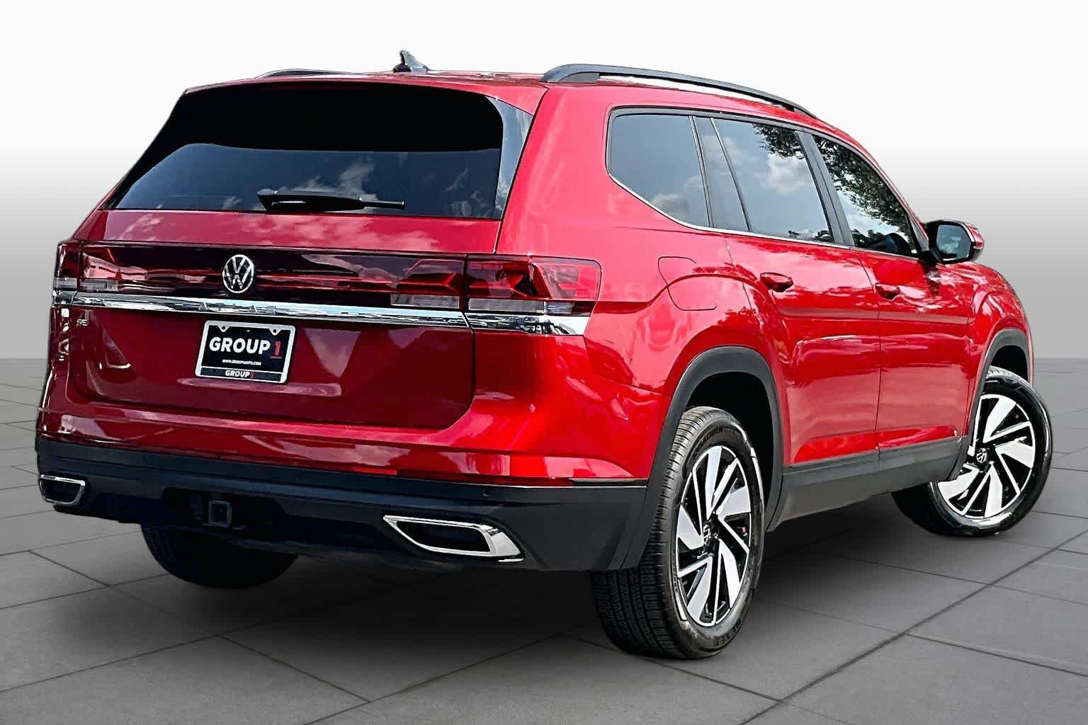 Used 2024 Volkswagen Atlas SE FWD image 13