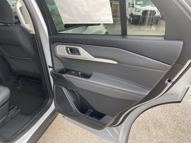 New 2026 Ford Explorer Active image 50