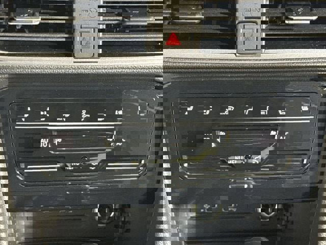 New 2026 Volkswagen Taos SEL image 19