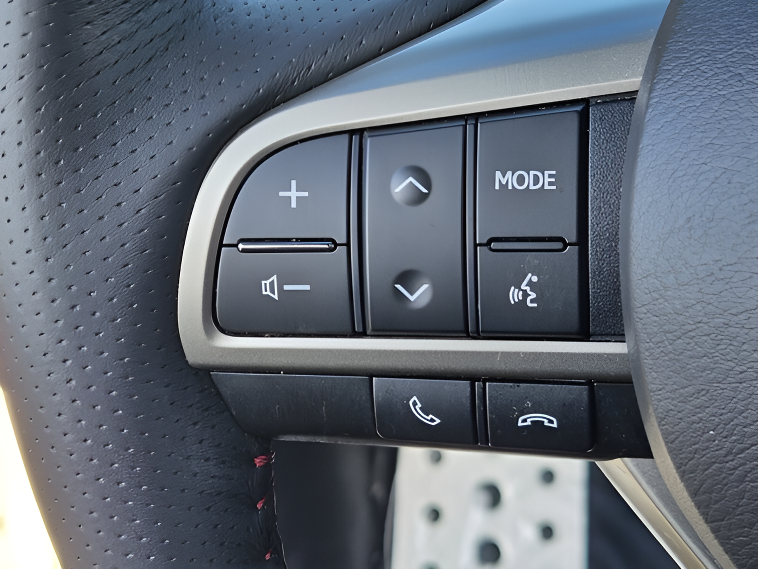 Used 2018 Lexus RX 350 F Sport w/ Accessory Package AWD/4WD image 25