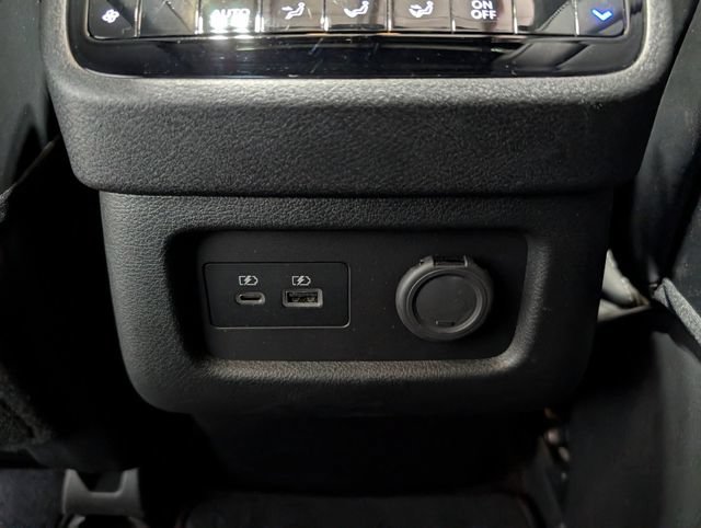 Used 2023 INFINITI QX60 Luxe w/ Vision Package AWD/4WD image 13