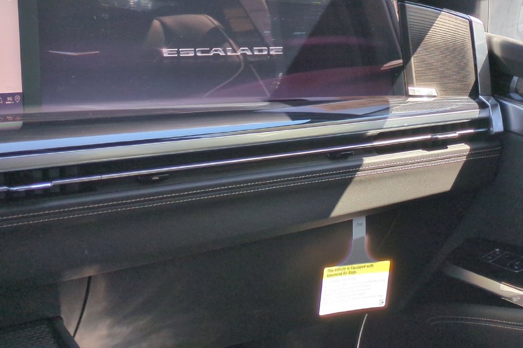 New 2026 Cadillac Escalade Sport AWD/4WD image 19