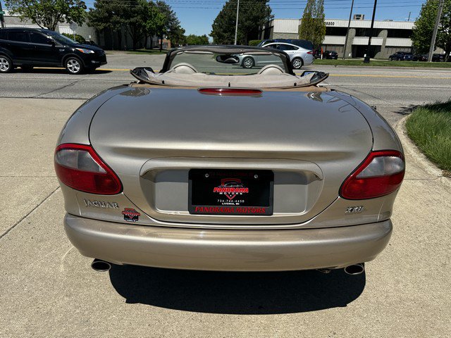 Used 2000 Jaguar XK8 Convertible RWD image 6