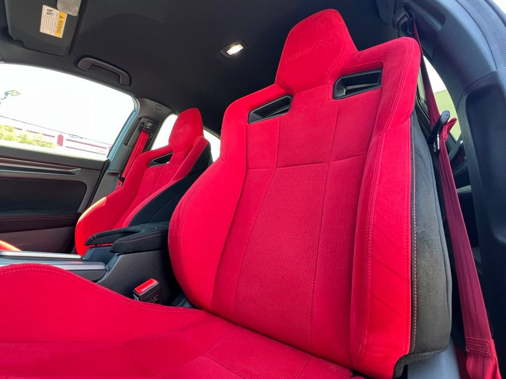 Used 2025 Honda Civic Type R image 18