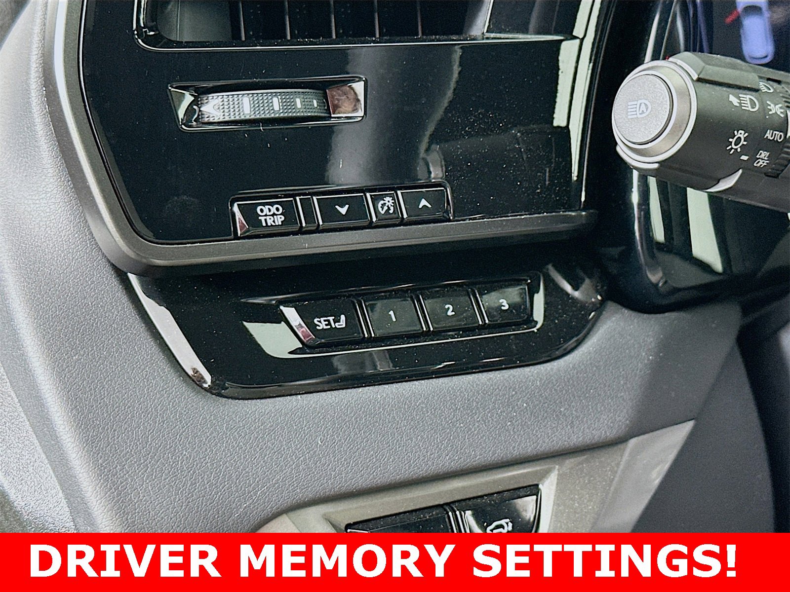 Used 2023 Lexus RX 350 Premium w/ Accessory Package (Z1) image 29