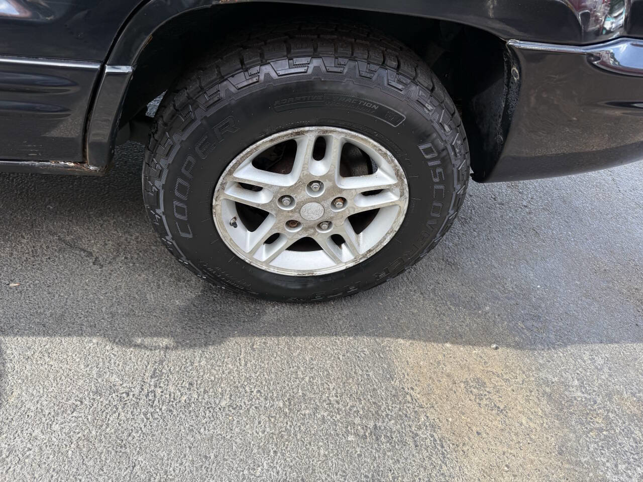 Used 2004 Jeep Grand Cherokee Laredo w/ Convenience Group image 11