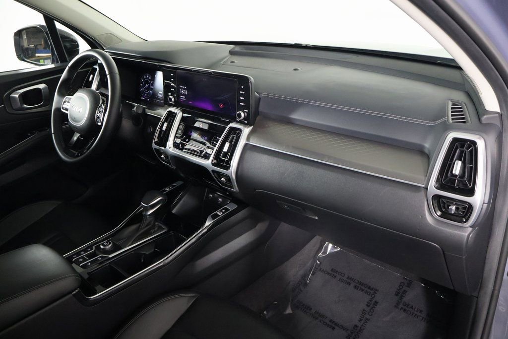Used 2023 Kia Sorento SX FWD image 9