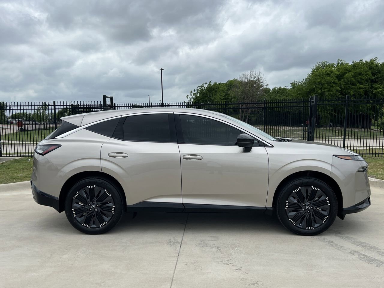 New 2026 Nissan Murano Platinum image 3
