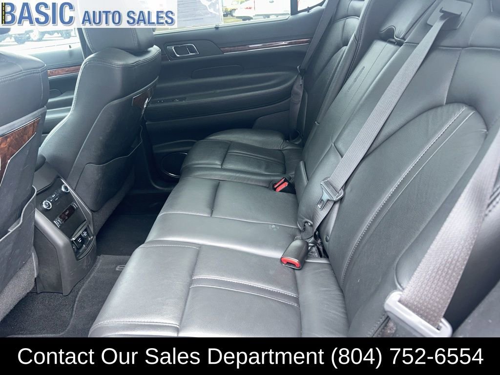 Used 2019 Lincoln MKT AWD image 8