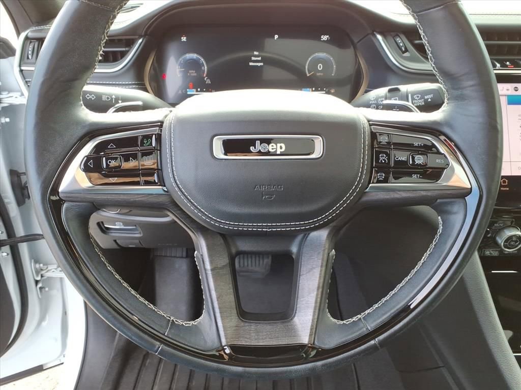 Used 2021 Jeep Grand Cherokee L Overland w/ Advanced Protech Group III image 19