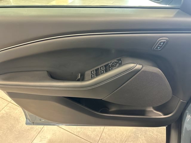 Used 2024 Ford Mustang Mach-E Select AWD/4WD image 18