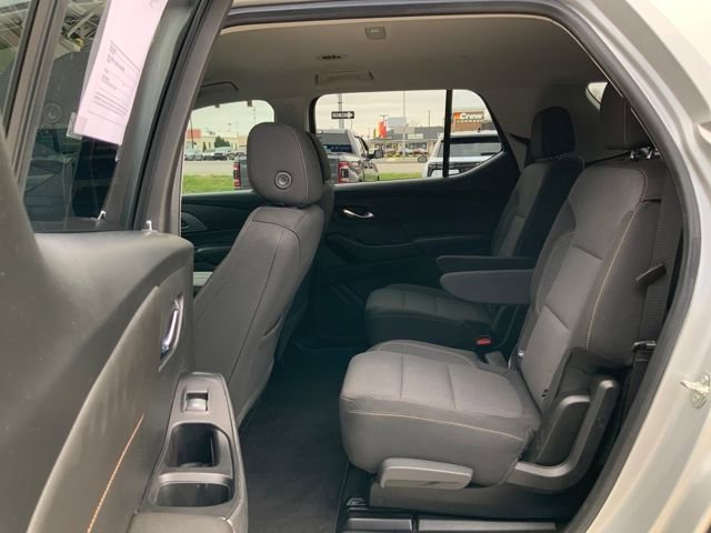 Used 2020 Chevrolet Traverse LT image 19