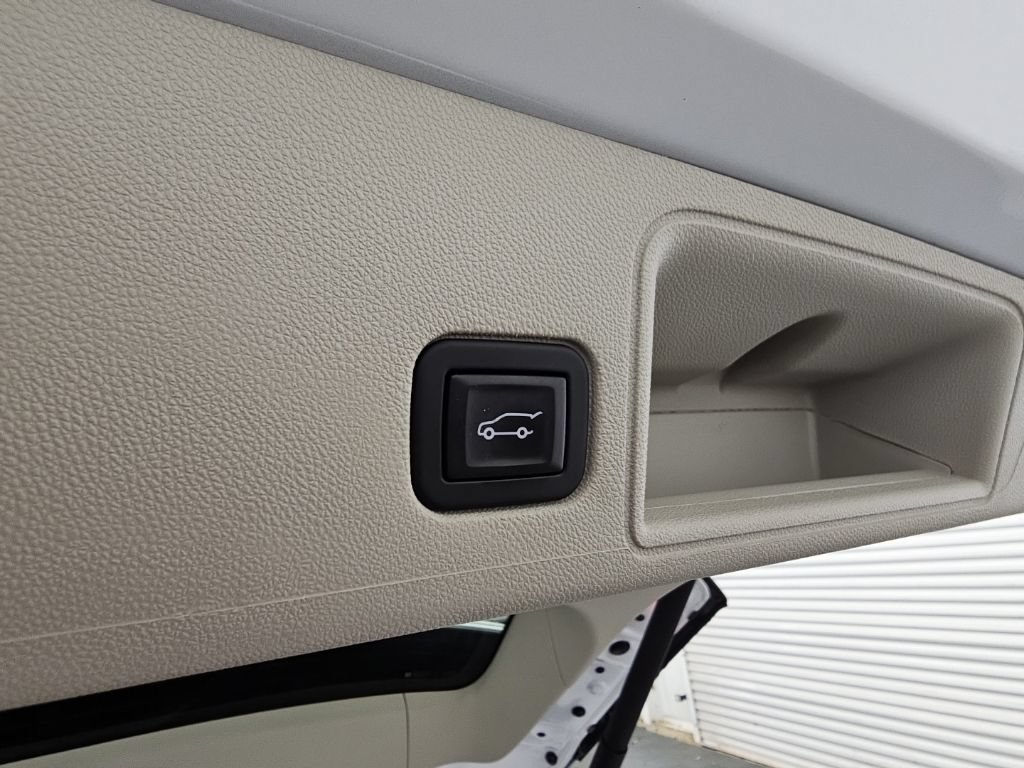 Certified 2023 GMC Terrain Denali AWD/4WD image 39