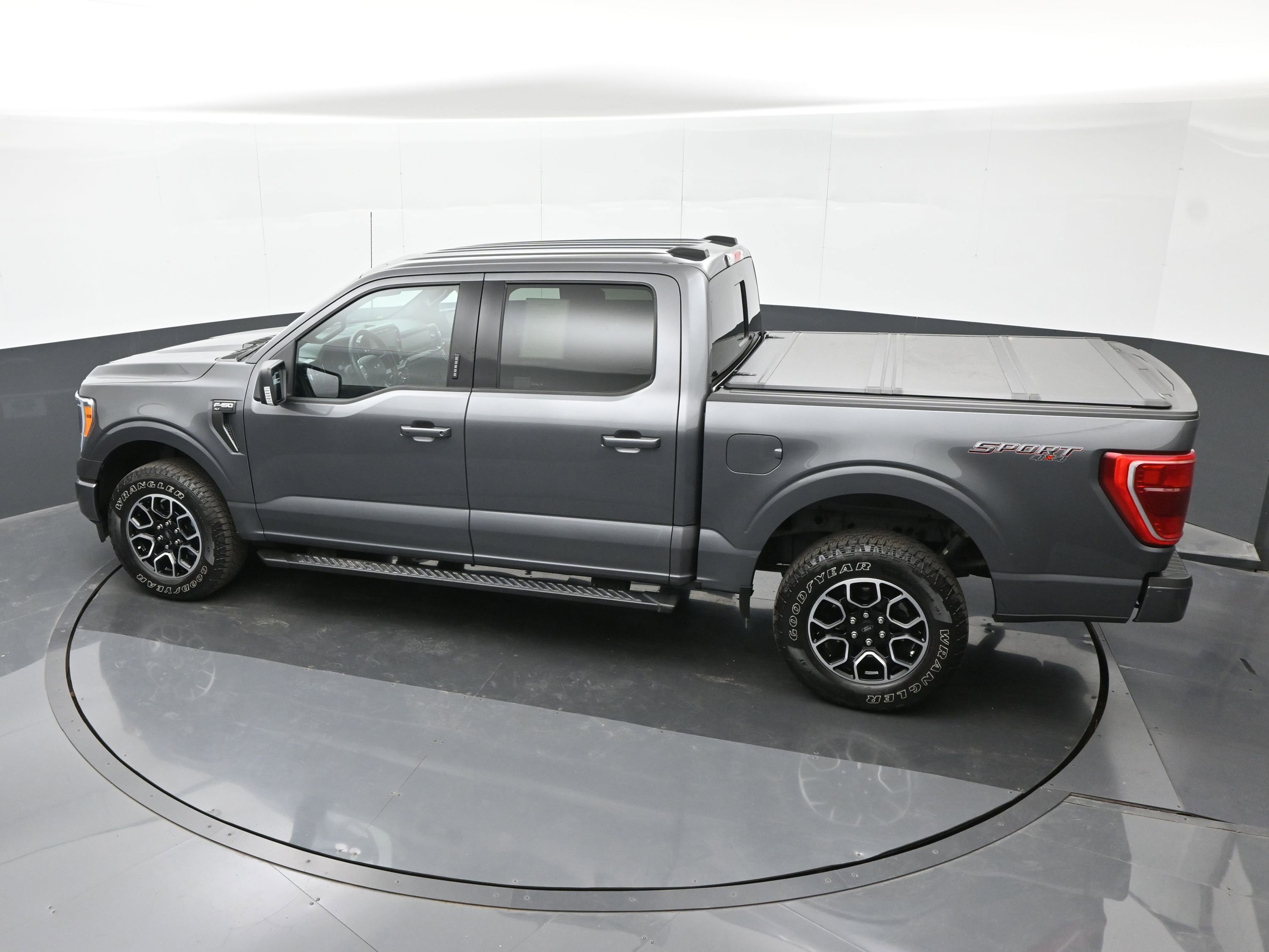 Used 2021 Ford F150 XLT w/ Equipment Group 302A High image 32