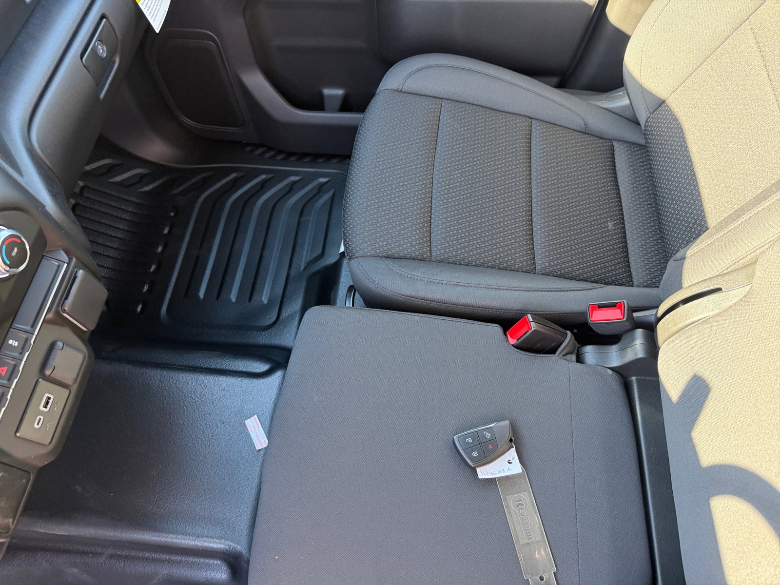 New 2026 GMC Sierra 1500 Pro w/ Pro Value Package image 14