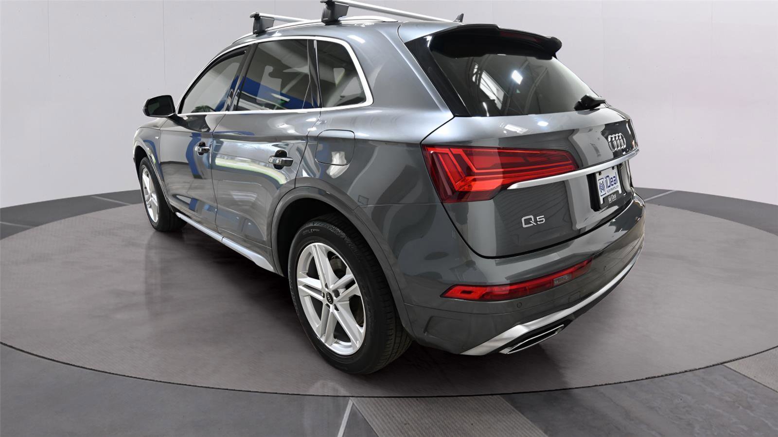 Used 2022 Audi Q5 e Premium image 3