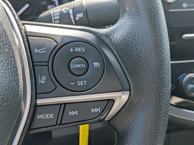 Used 2022 Toyota Camry LE image 25