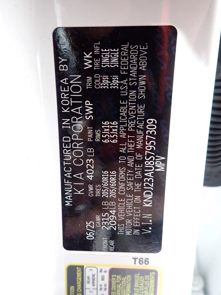 Used 2025 Kia Soul LX image 36