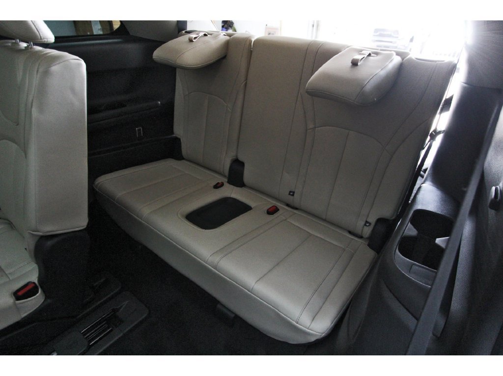 Used 2025 INFINITI QX60 Pure w/ Cargo Package FWD image 15