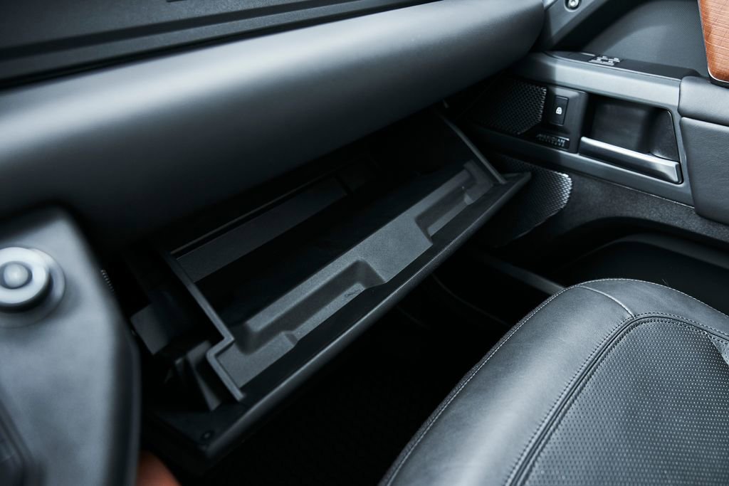 Used 2023 Land Rover Defender 110 X image 78