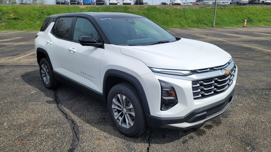 New 2026 Chevrolet Equinox LT w/ Convenience Package II FWD image 16