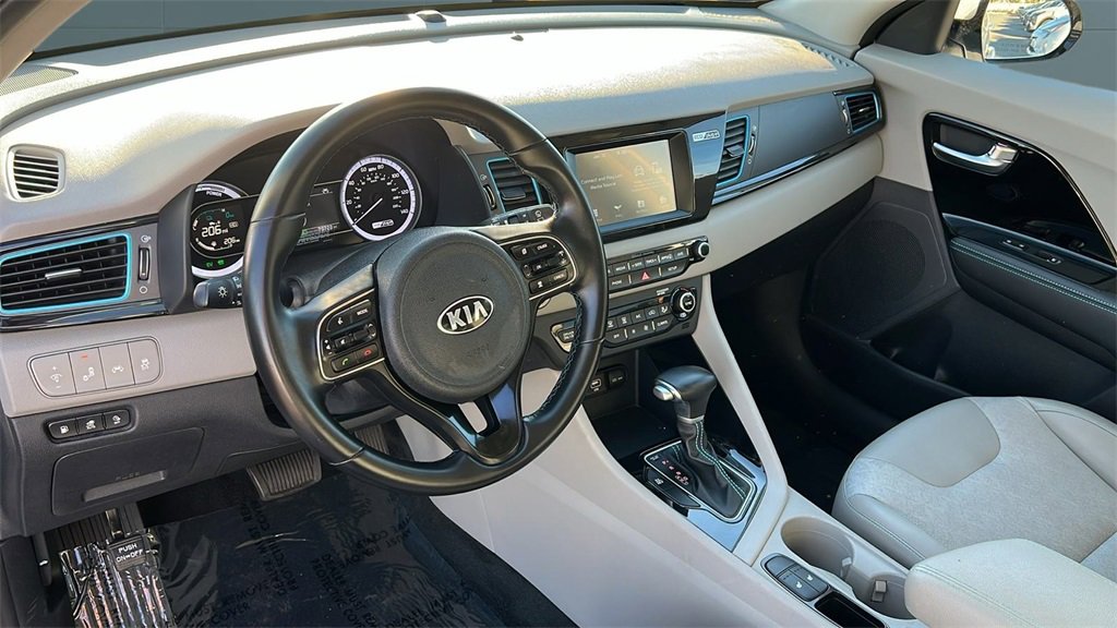 Used 2019 Kia Niro EX image 9