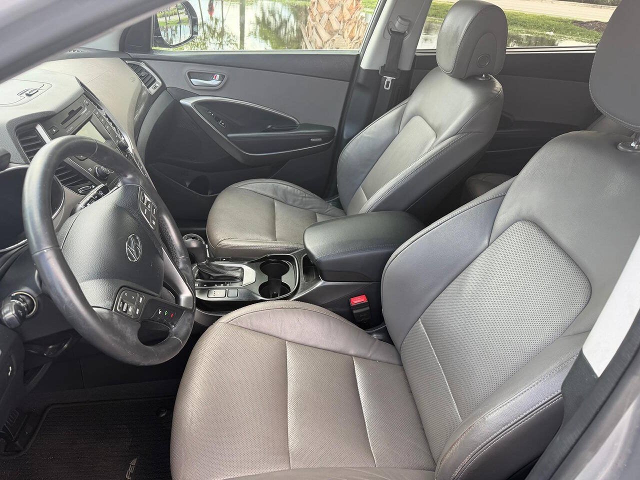 Used 2015 Hyundai Santa Fe GLS w/ Option Group 02 FWD image 14