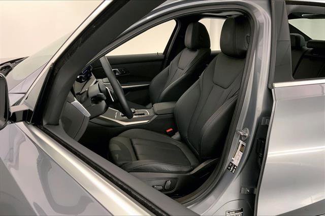 Used 2024 BMW 330i xDrive Sedan w/ Premium Package image 13