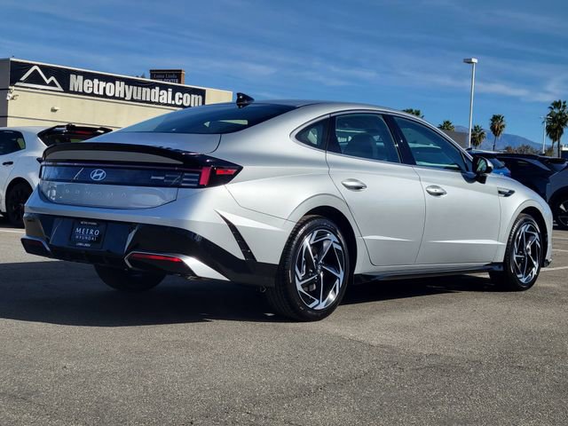 New 2026 Hyundai Sonata SEL FWD image 2
