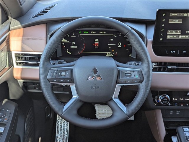 New 2025 Mitsubishi Outlander SEL image 18