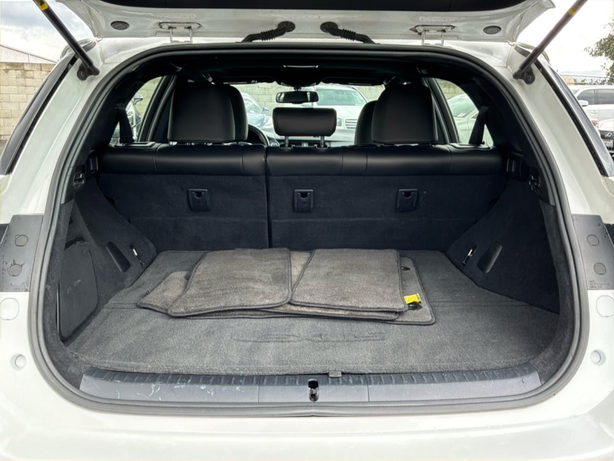 Used 2012 Lexus CT 200h Premium w/ Premium Audio Pkg (F Sport) FWD image 23