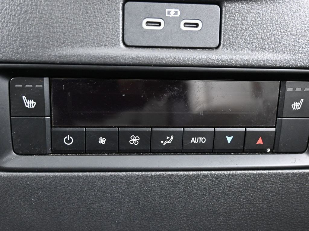 Used 2024 MAZDA CX-90 Plug-In Hybrid w/ Premium Plus image 37