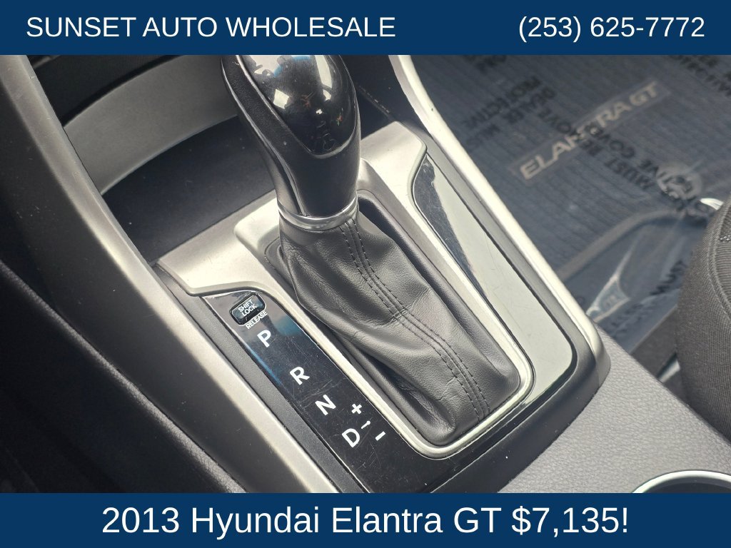 Used 2013 Hyundai Elantra GT w/ Touch & Go Pkg FWD image 30
