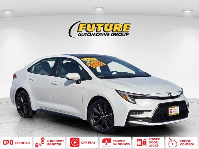 Certified 2025 Toyota Corolla SE w/ Convenience Package image 1