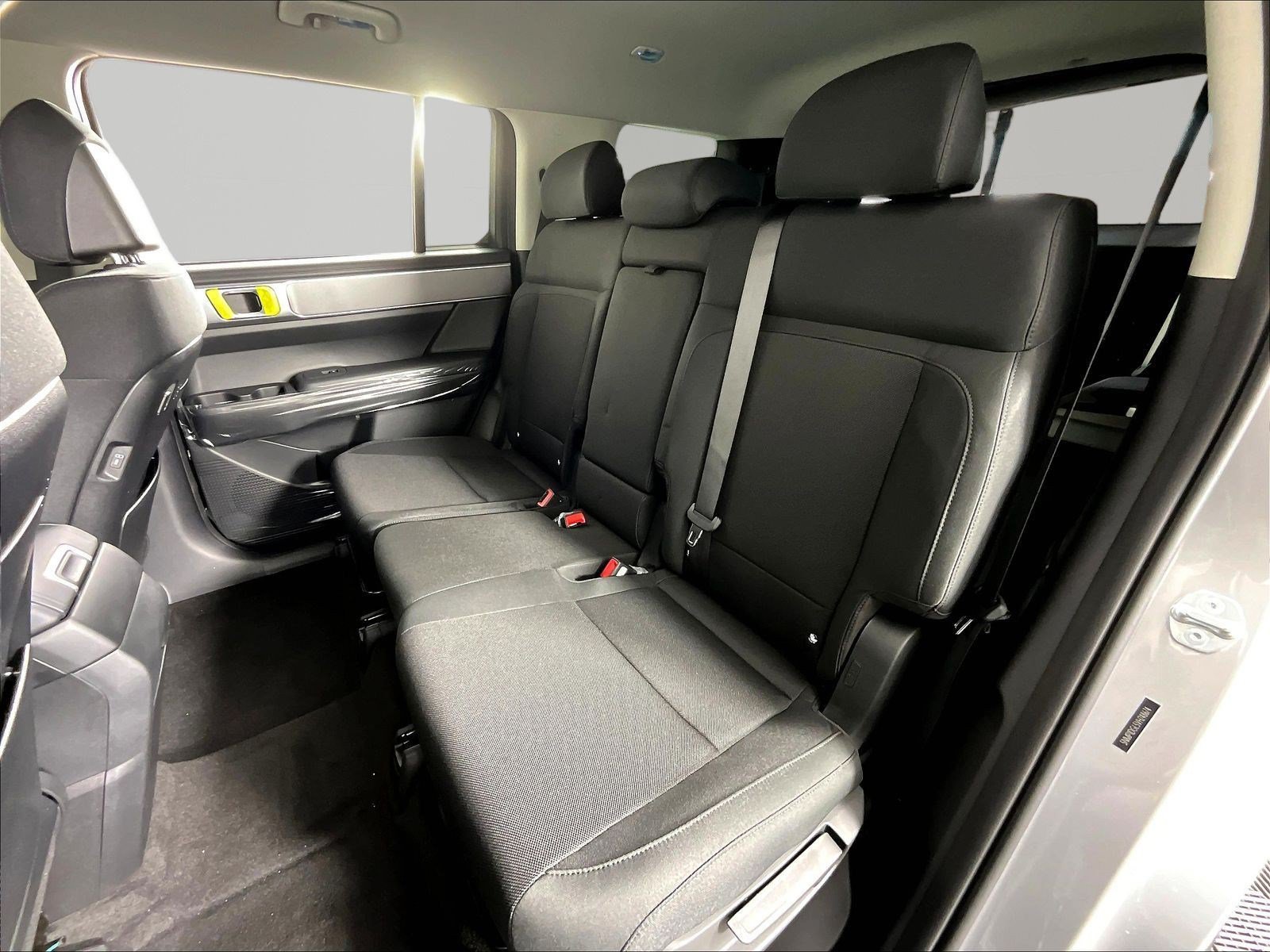 New 2027 Hyundai Santa Fe SE AWD/4WD image 17