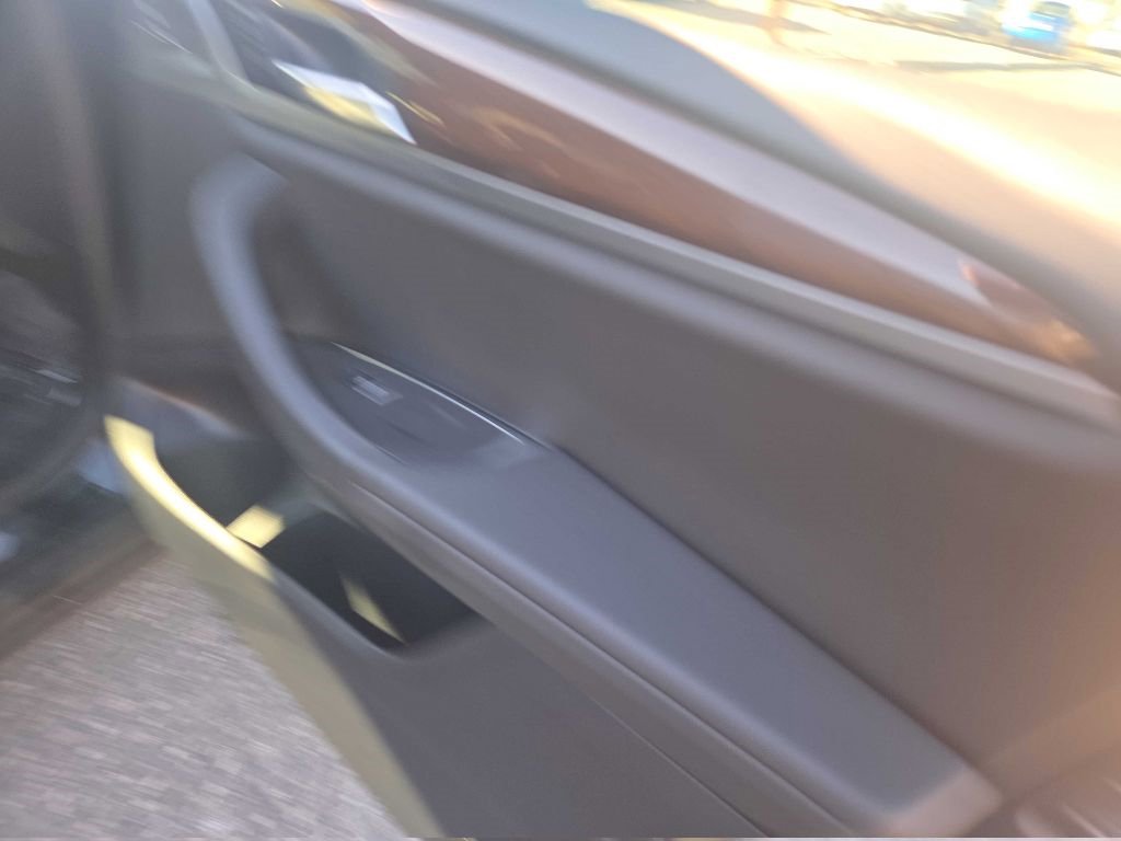 Used 2019 BMW X3 xDrive30i w/ Driving Assistance Package image 21