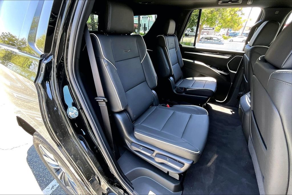 New 2026 Cadillac Escalade Sport AWD/4WD image 32