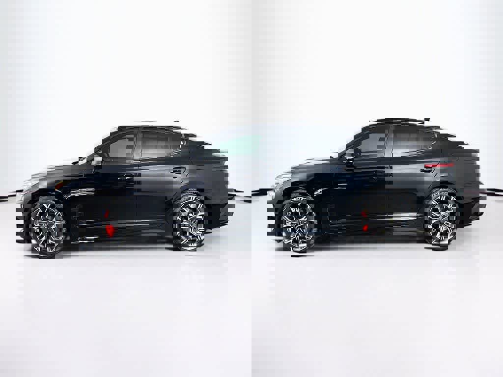 Used 2018 Kia Stinger GT1 image 3