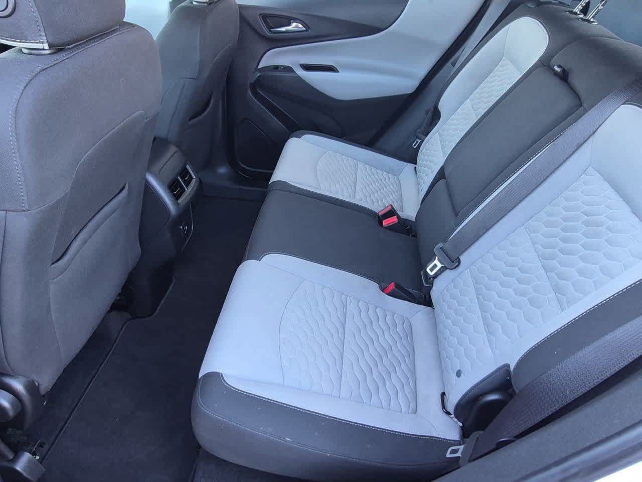 Used 2020 Chevrolet Equinox LS FWD image 19