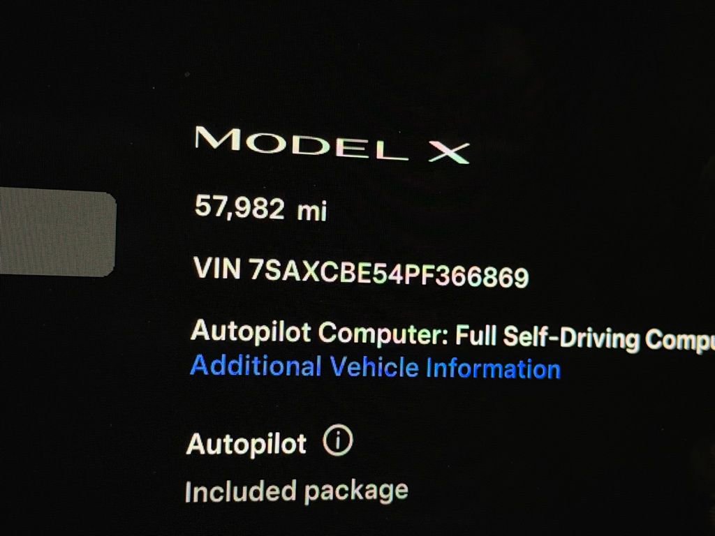 Used 2023 Tesla Model X image 30