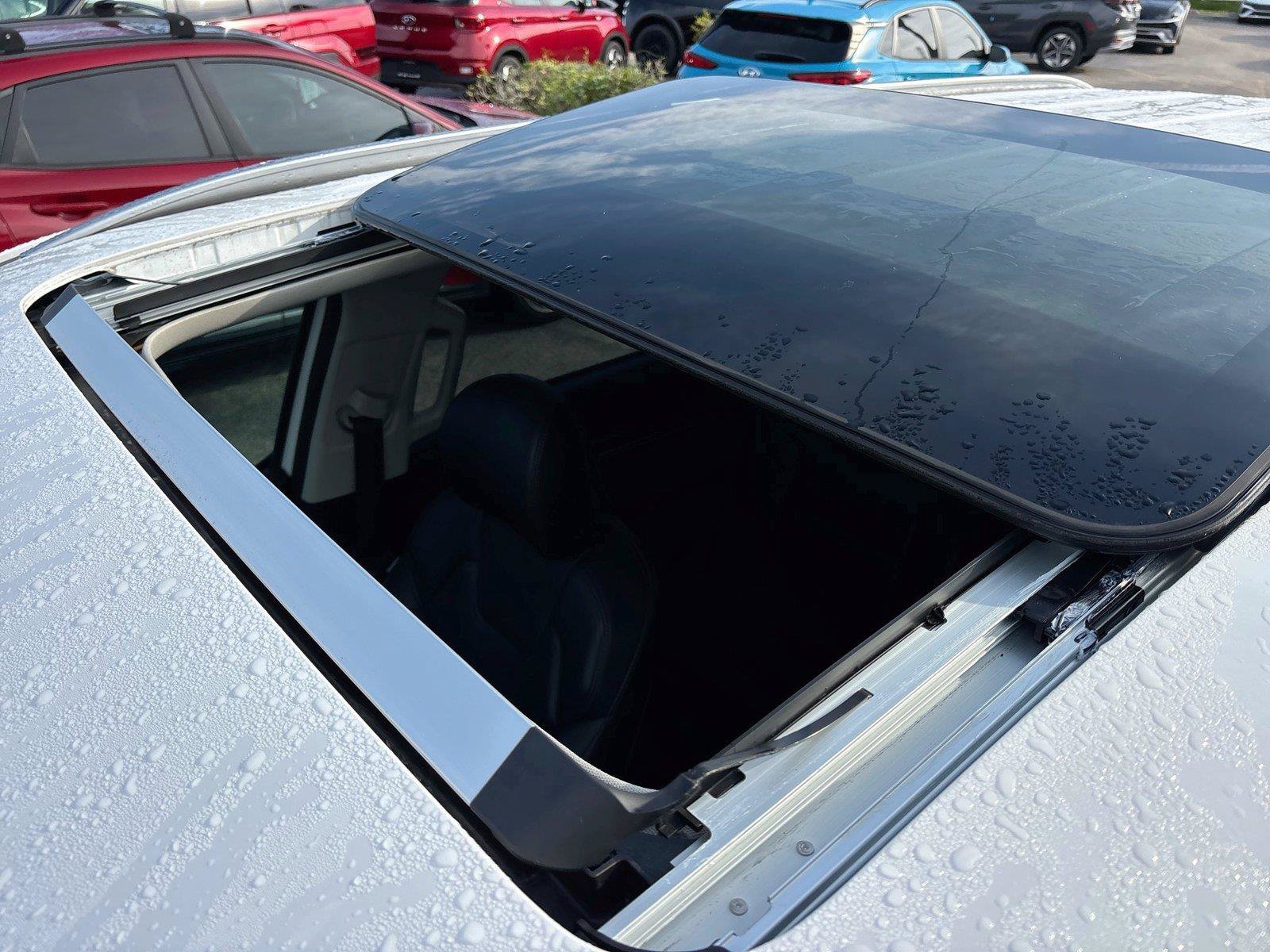 Used 2025 Kia Telluride S FWD image 23