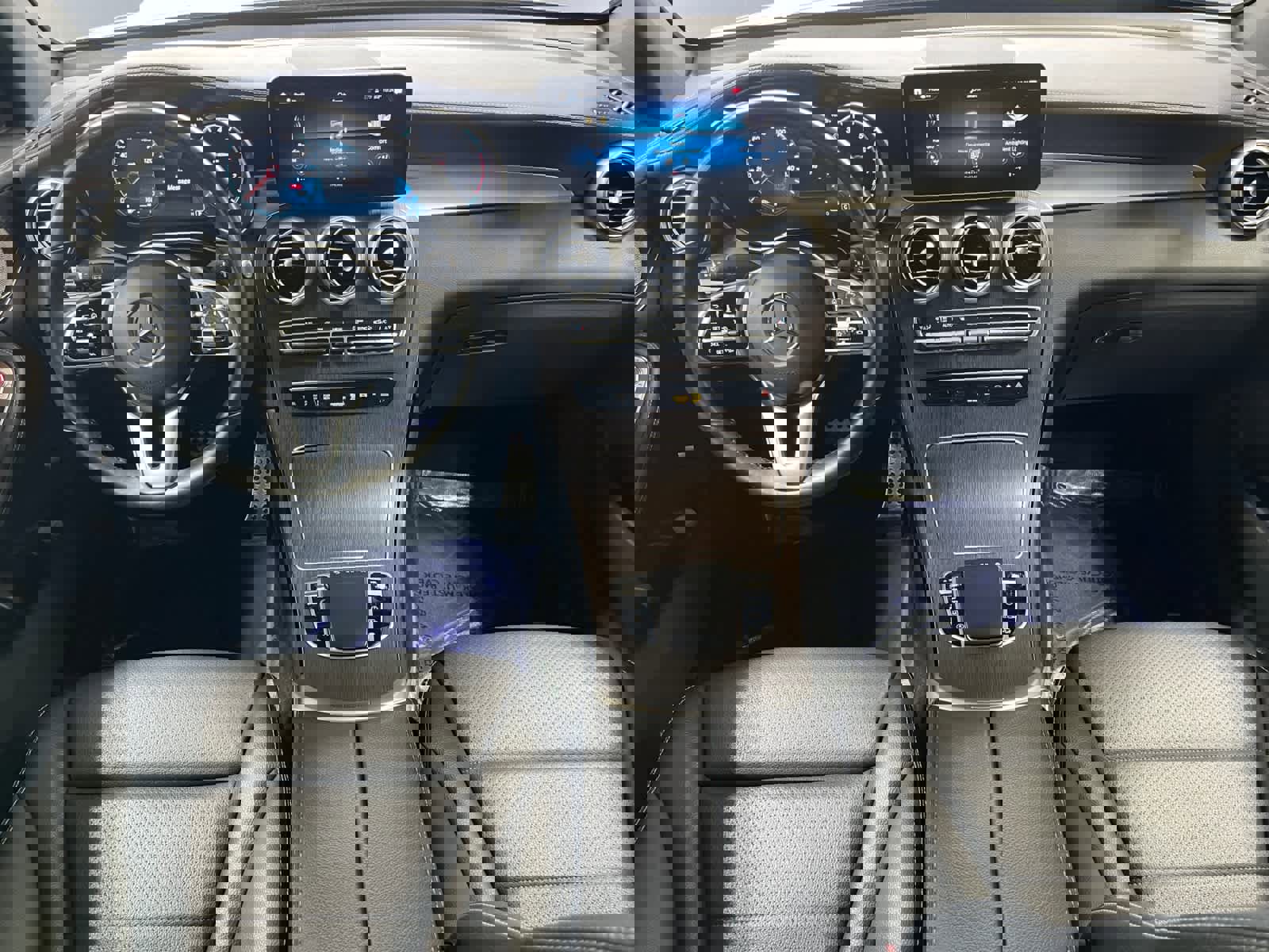 Used 2023 Mercedes-Benz GLC 300 4MATIC image 5