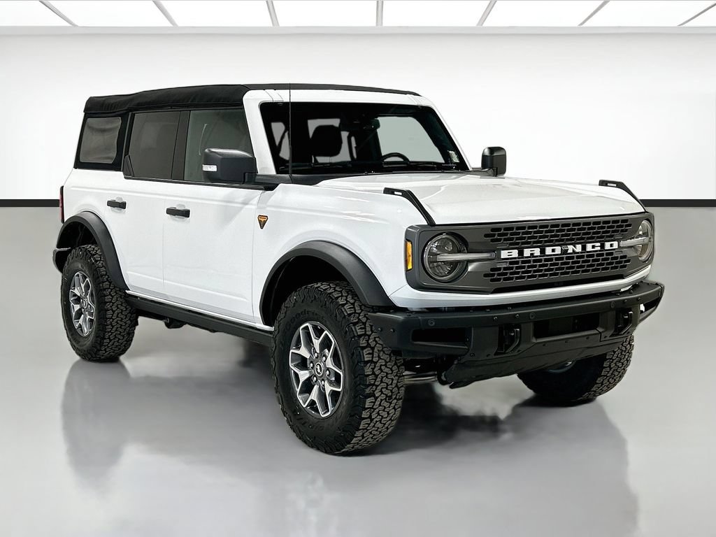 Used 2024 Ford Bronco Badlands AWD/4WD image 4