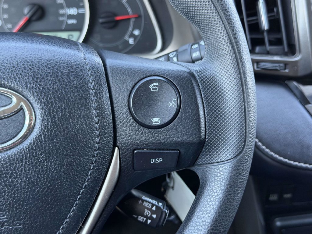 Used 2013 Toyota RAV4 XLE FWD image 9