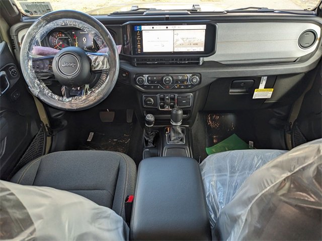 New 2025 Jeep Gladiator Sport image 12